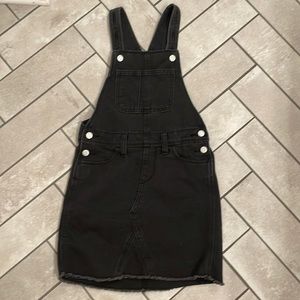 Overall skirt